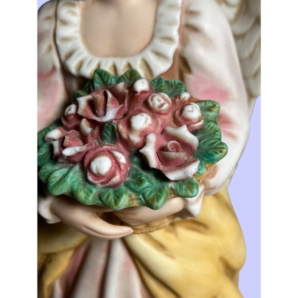 Homco Porcelain Angel Figurine 8806 With Floral Bouquet - Picture 6 of 11
